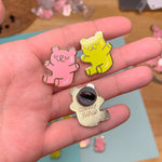 Load image into Gallery viewer, Gummy Bear Pin
